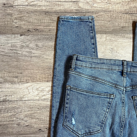 LOVERS AND FRIENDS High Rise Stretch Skinny Jeans (Size 26) - Picture 7 of 11